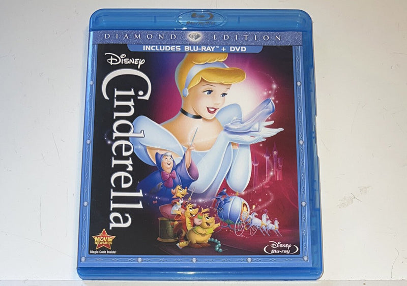 Cinderella Blu - ray DVD 2 - Disc Set Diamond Edition USA Near Mint - Darktower Media