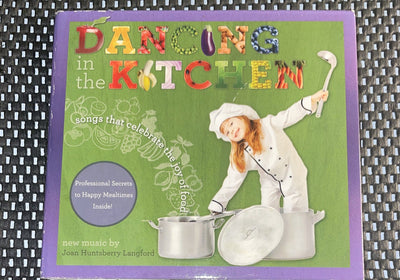 Dancing in Kitchen: Songs Celebrate Joy of Food CD Euc