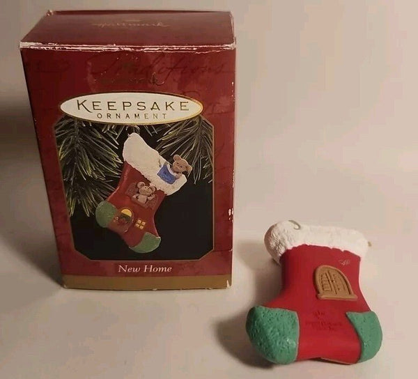 Hallmark Keepsake Ornament New Home 1997 Christmas Stocking in box EUC - Darktower Media