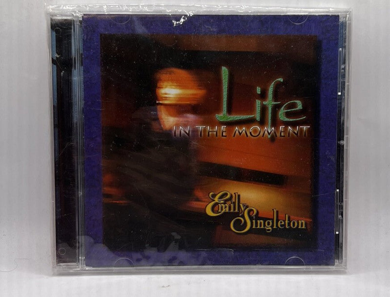 Life in the Moment by Emily Singleton (CD, Nov - 2003, Bell Buckle Records) - Darktower Media