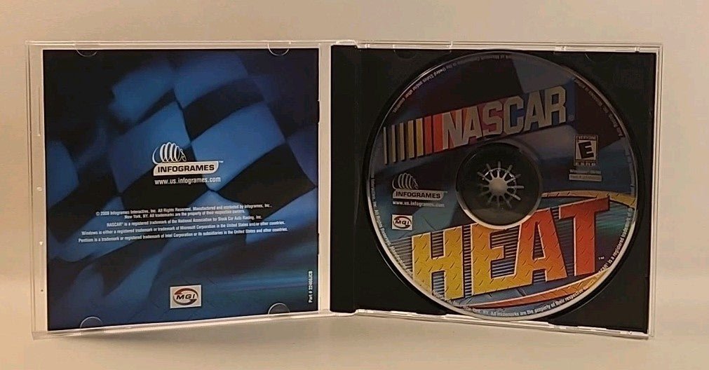 NASCAR Heat Jewel Case (PC, 2000 - Win 95/98 - Infogrames USA w1 3645 - Darktower Media
