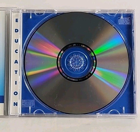 Reader Rabbit 2 CD - ROM (1997) Win/ MAC The Learning Company Ages 5 - 8 w1 4136 - Darktower Media