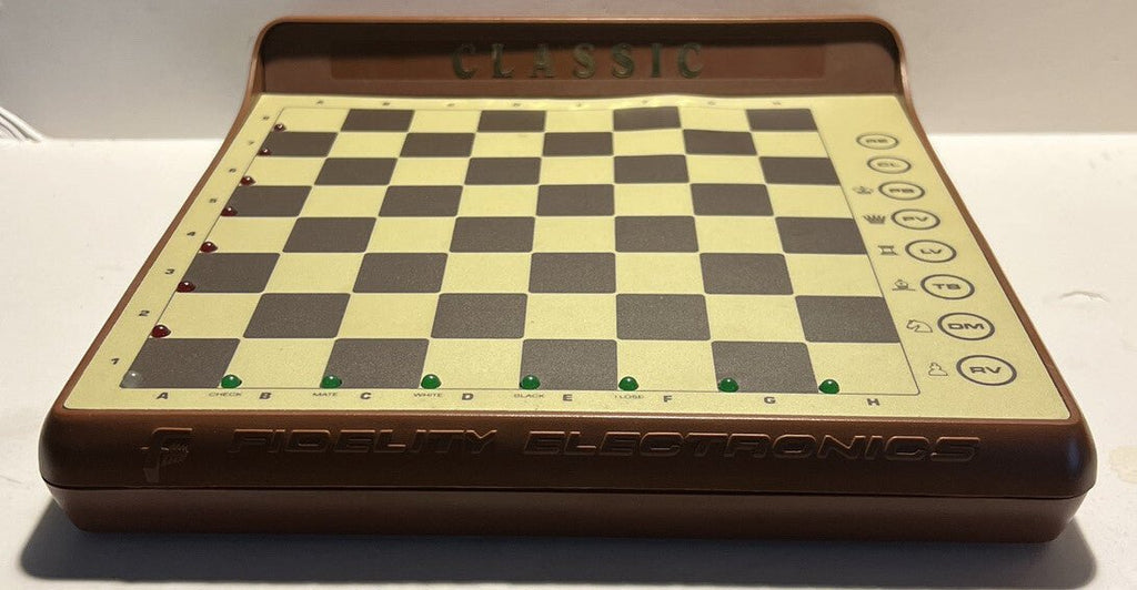 The Classic Portable Sensory Chess Computer - Fidelity International Complete VG - Darktower Media