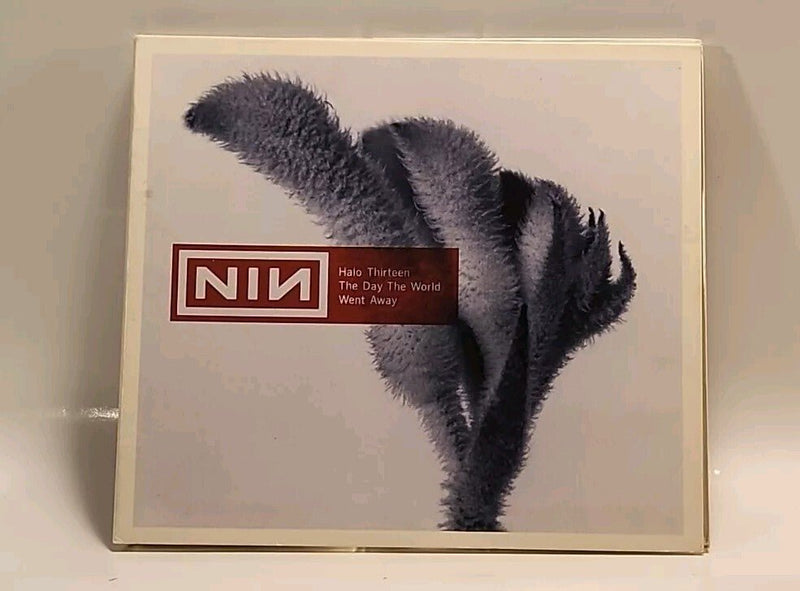 The Day the World Went Away [Single] Nine Inch Nails (CD, 1999, USA) R1s6 702 - Darktower Media